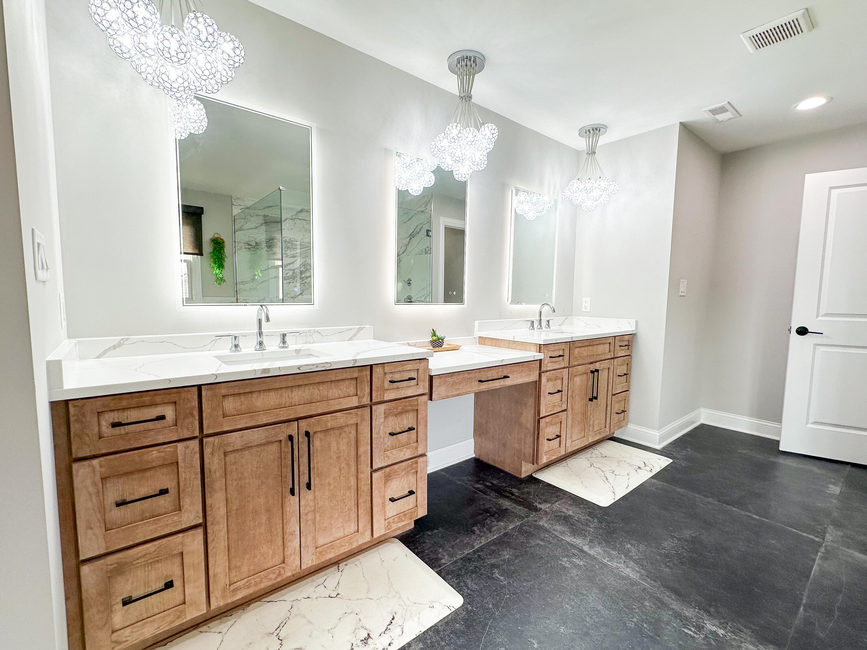 2037 Louis Drive Crown Point, IN 46307 - Photo 24 of 40 3000x2250