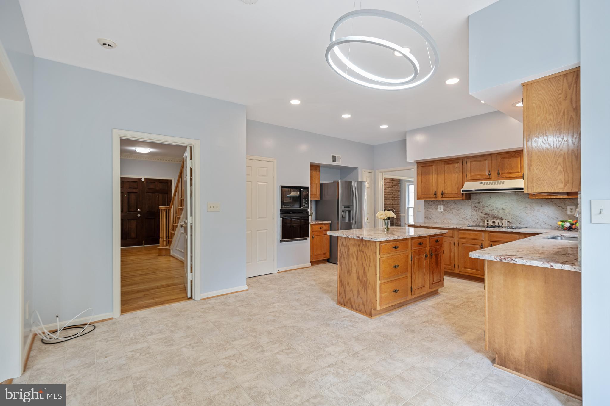 11609 Le Havre Drive Potomac, MD 20854 - Photo 19 of 90 Breakfast Area