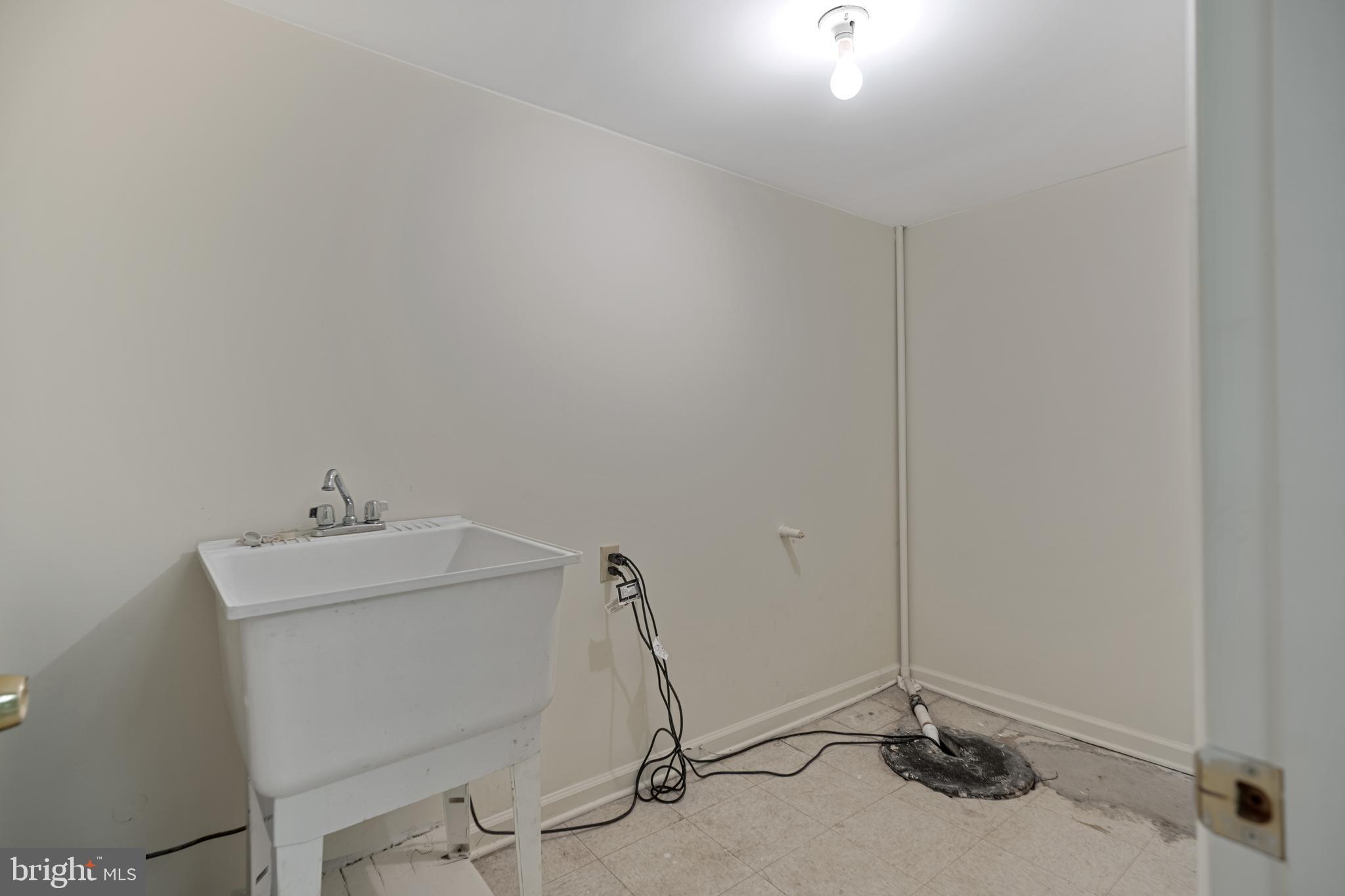 11609 Le Havre Drive Potomac, MD 20854 - Photo 78 of 90 Extra Storage Room