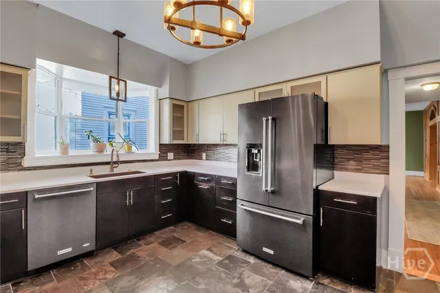 $599,000 | 809 East Henry Street, Savannah, GA 31401