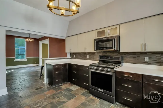 $599,000 | 809 East Henry Street, Savannah, GA 31401