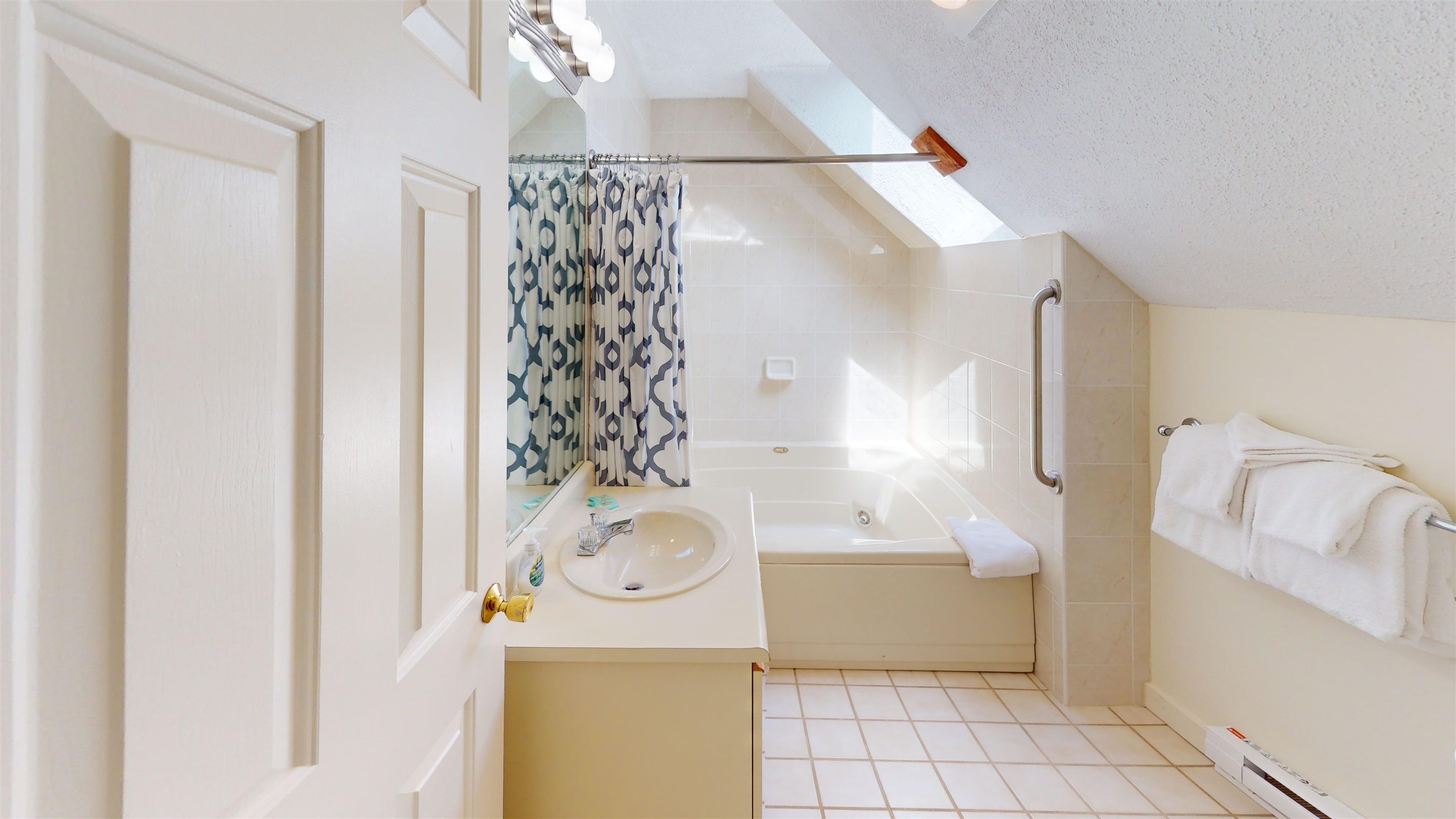 13 Mountain Sun Way, Unit 11B Waterville Valley, NH 03215 - Photo 27 of 28