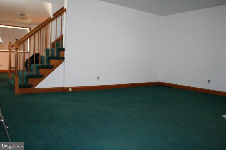 1112 Halstead Road Parkville, MD 21234 - Photo 6 of 12 Living Room #2