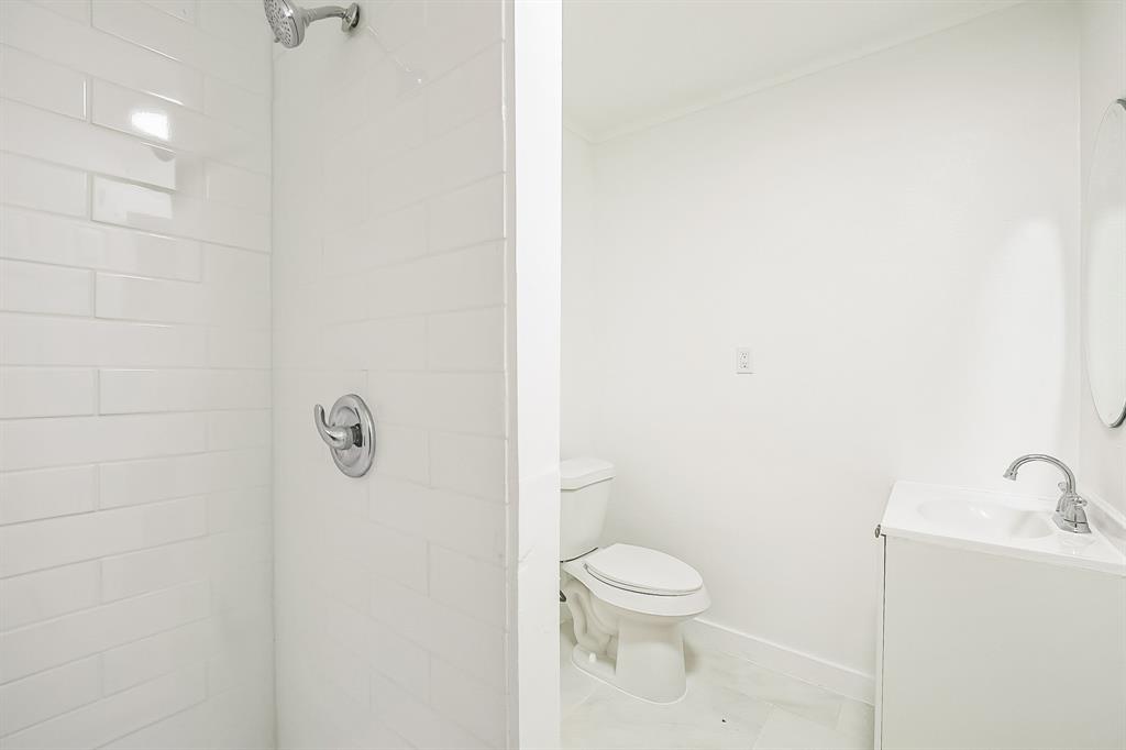 2126 Cedar Street Paris, TX 75460 - Photo 14 of 33