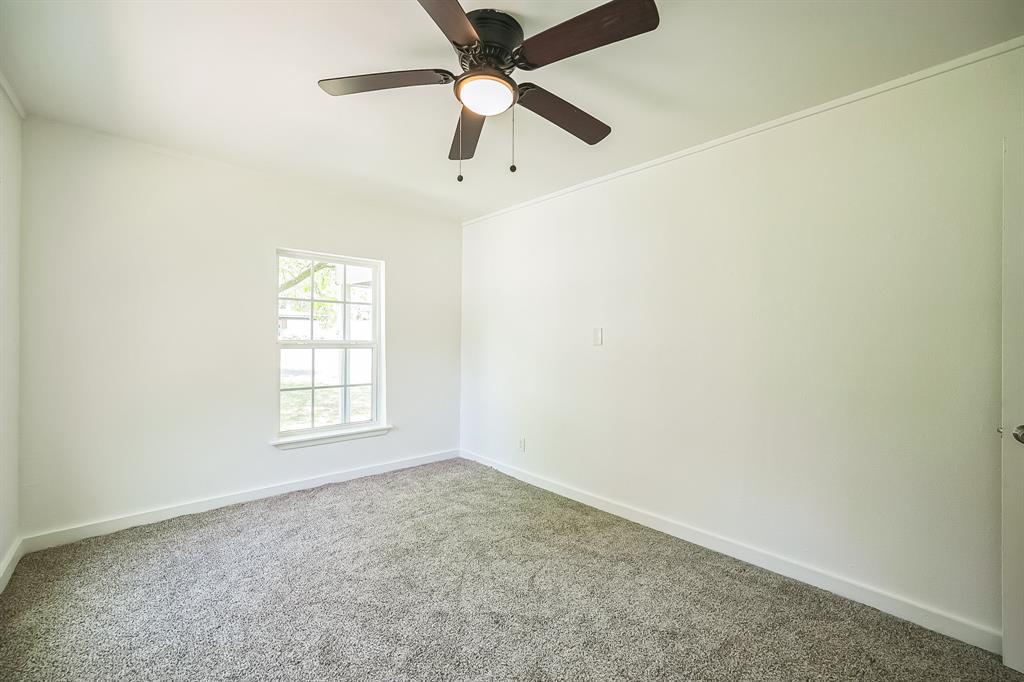 2126 Cedar Street Paris, TX 75460 - Photo 23 of 33