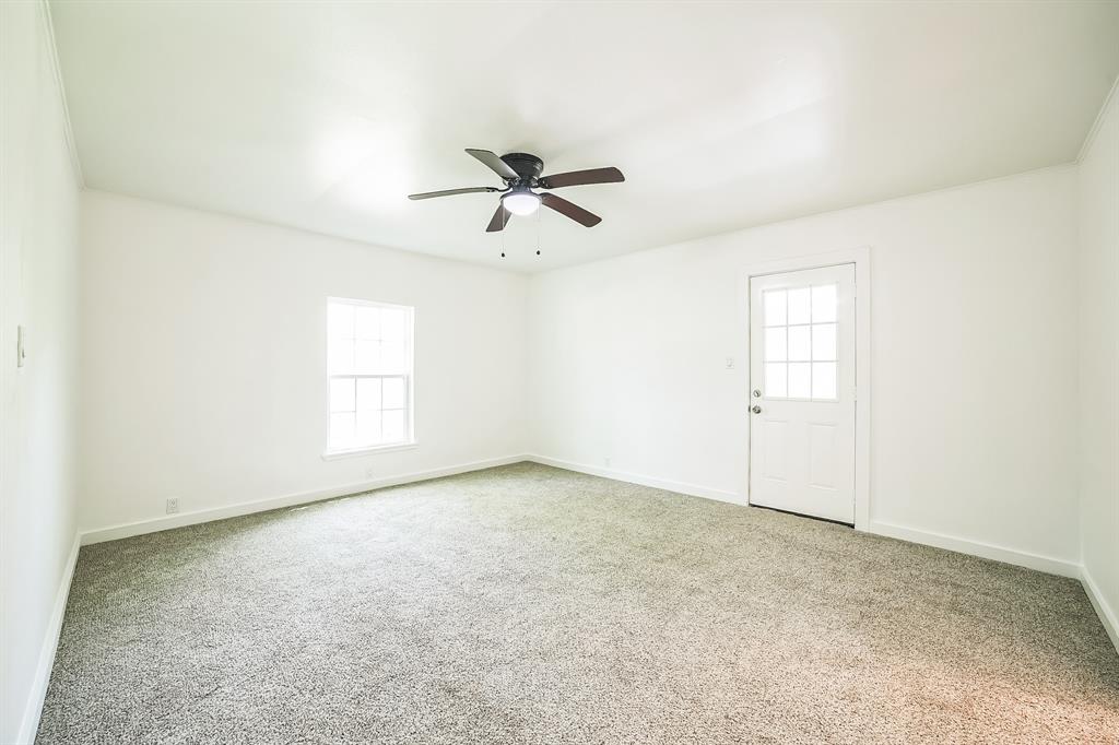 2126 Cedar Street Paris, TX 75460 - Photo 31 of 33