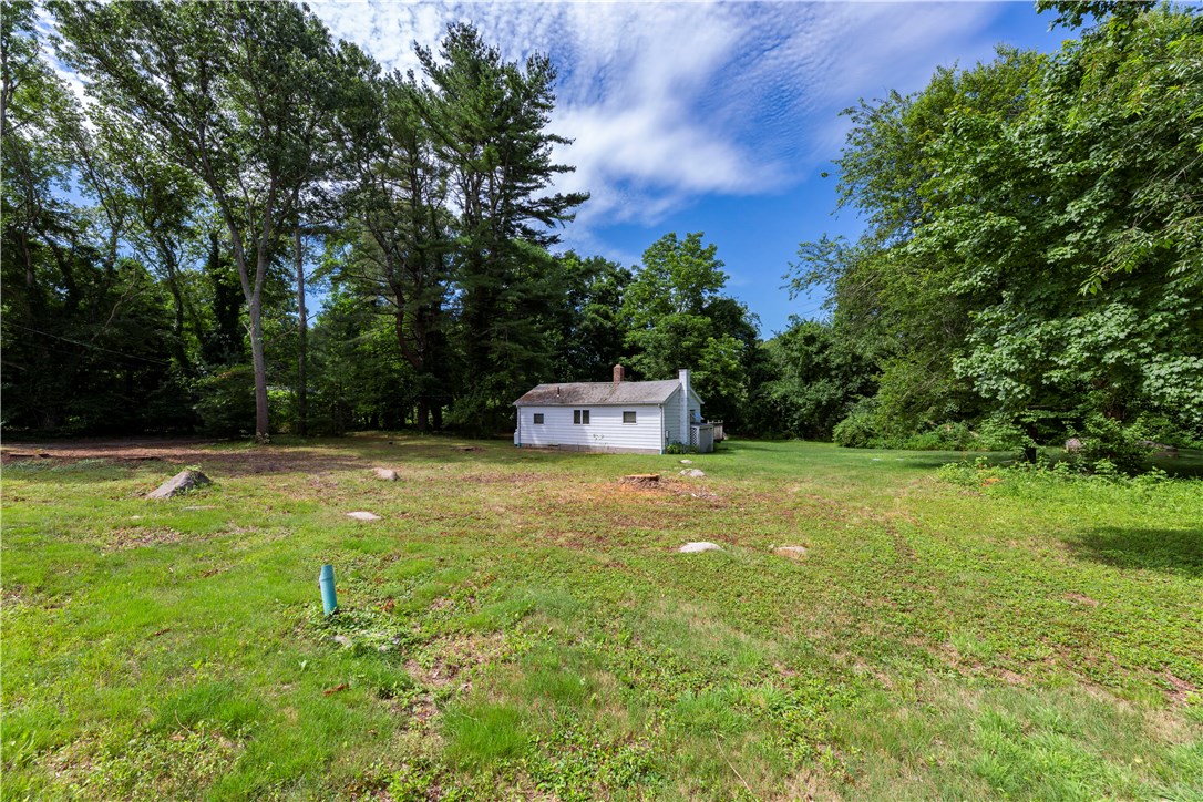 39 East Beach Road Charlestown, RI 02813 - Photo 8 of 14