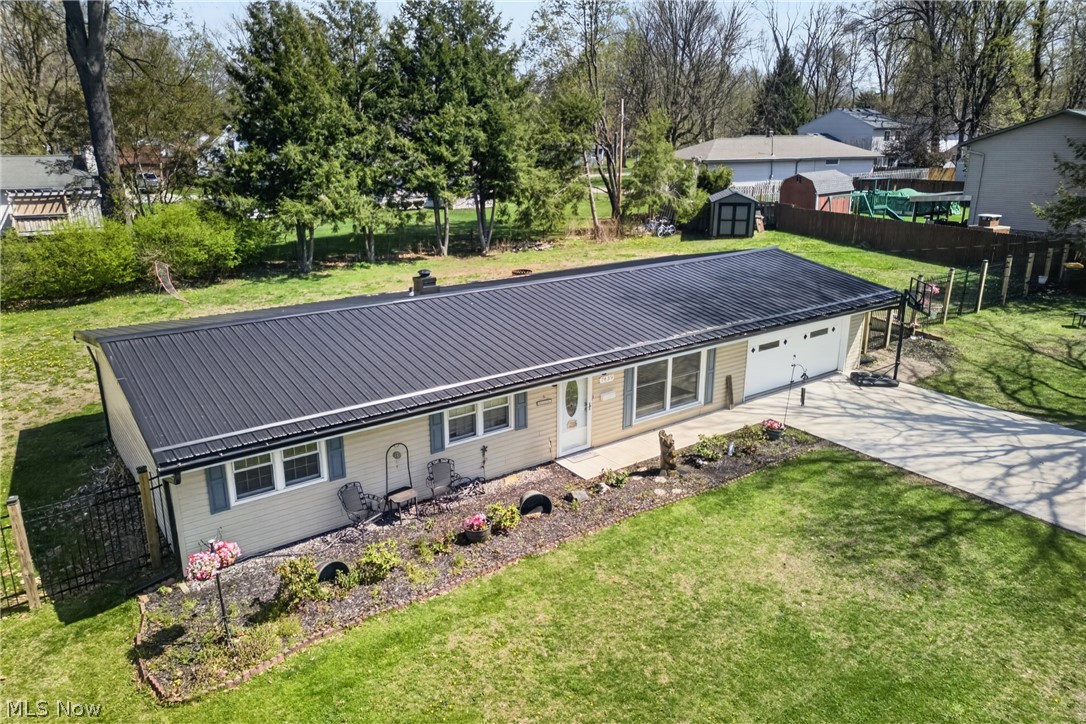 7439 Rockingham Road Mentor, OH 44060 - Photo 4 of 45