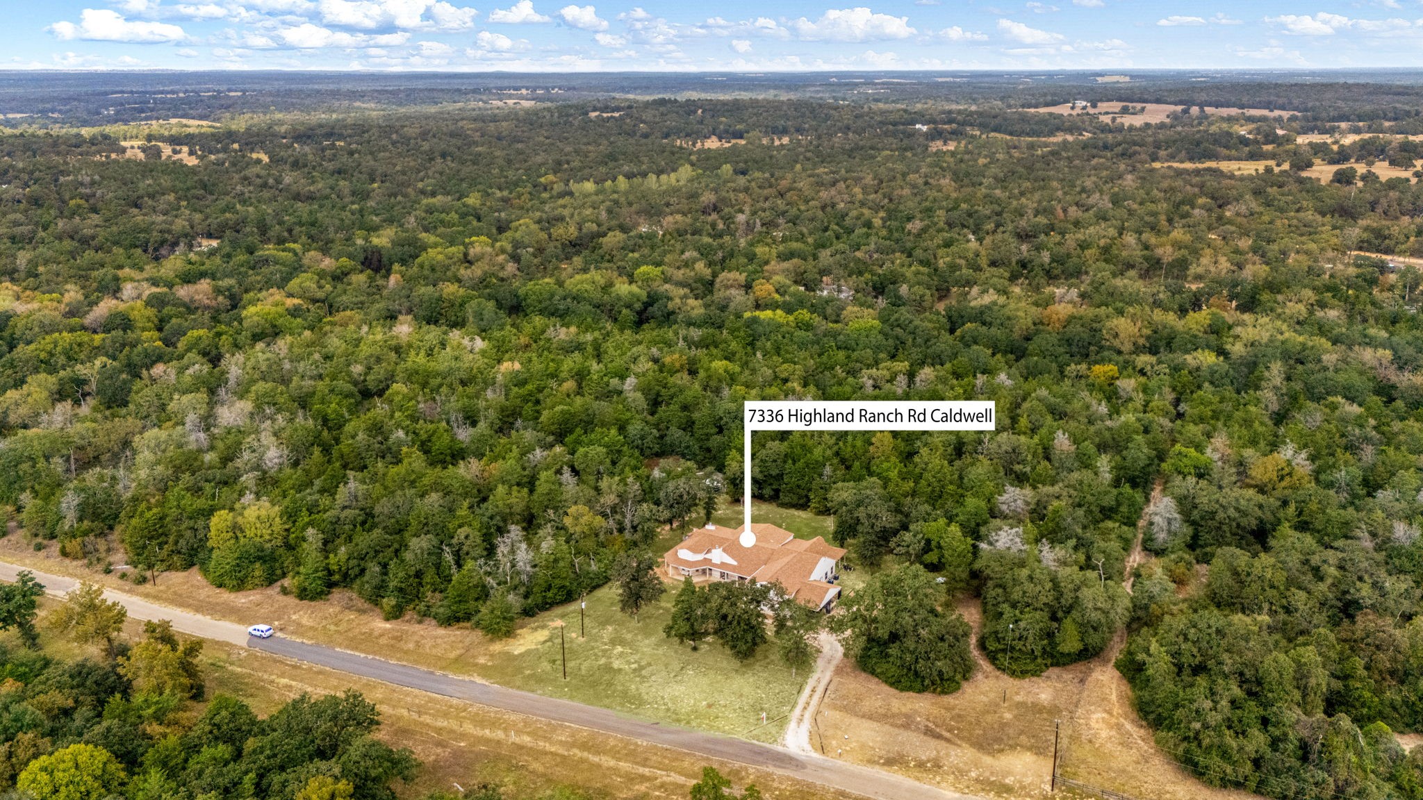 7336 Highland Ranch Road Caldwell, TX 77836 - Photo 2 of 25 a view of a city