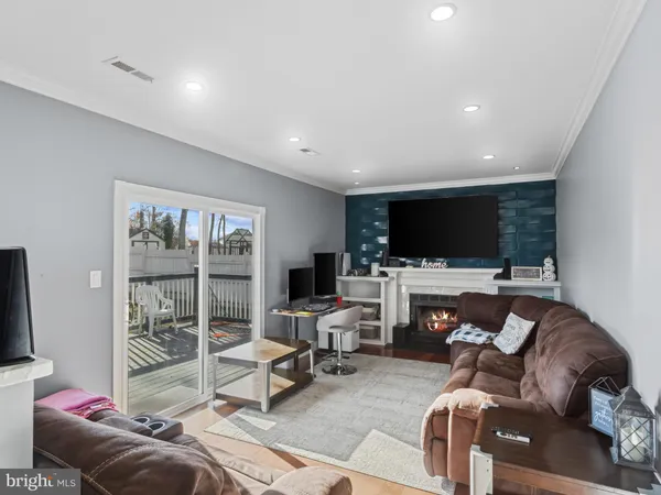 $495,000 | 9306 Foxcroft Avenue, Clinton, MD 20735