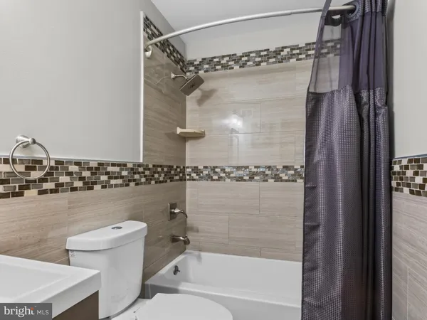 $495,000 | 9306 Foxcroft Avenue, Clinton, MD 20735