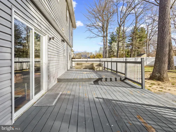 $495,000 | 9306 Foxcroft Avenue, Clinton, MD 20735