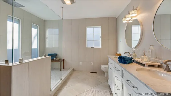 $1,399,900 | 2185 Valley Road, Osage Beach, MO 65065