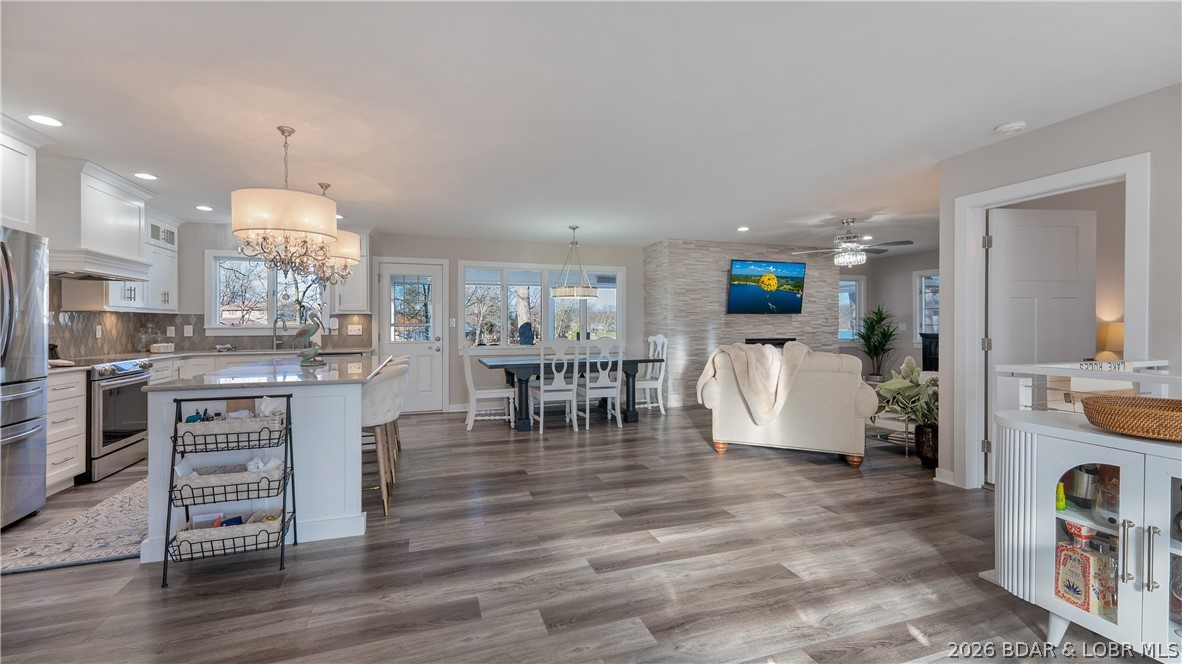 2185 Valley Road Osage Beach, MO 65065 - Photo 2 of 53