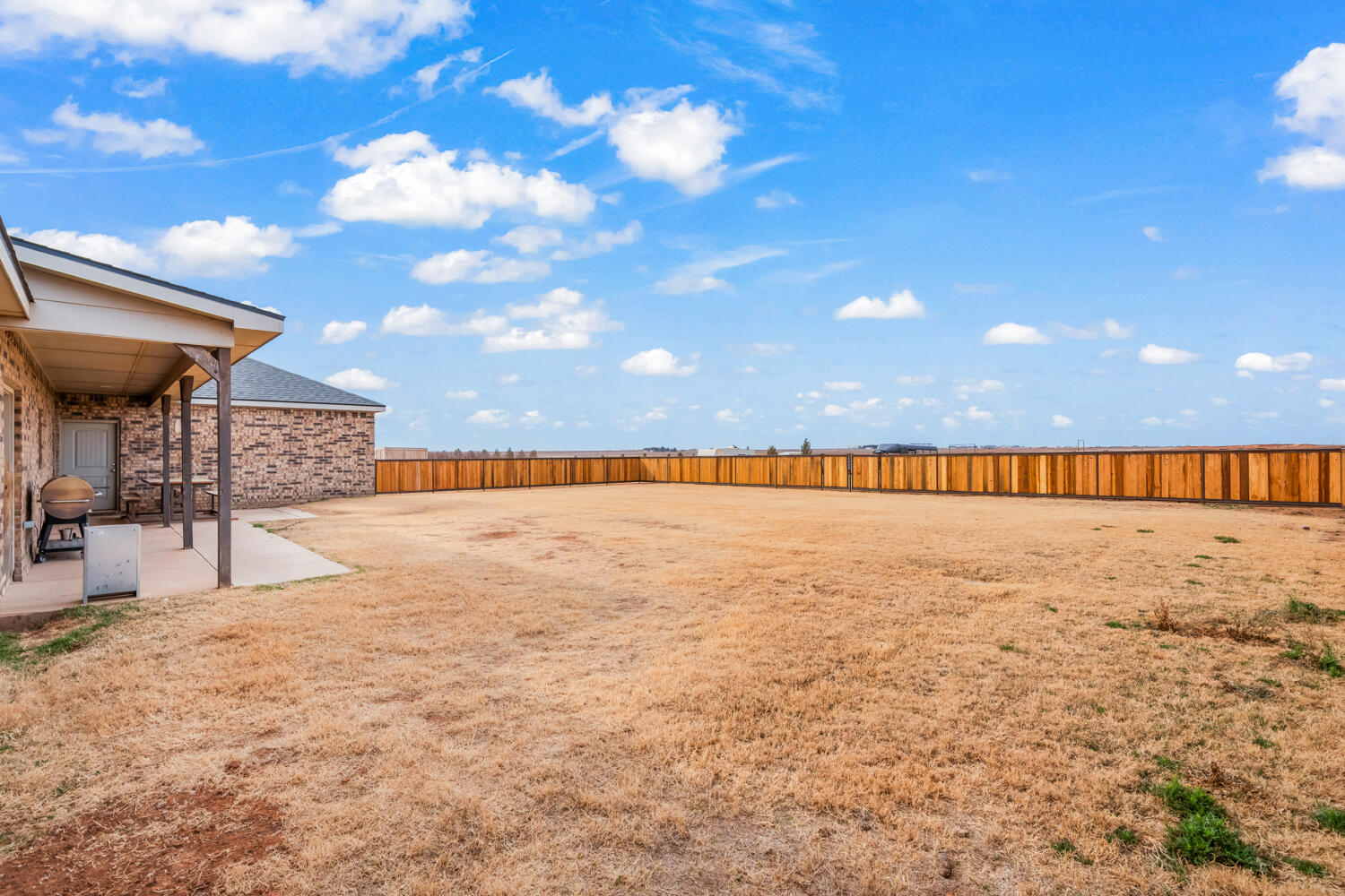 542 Nora Road Wilson, TX 79381 - Photo 37 of 42 a view of an ocean with a backyard