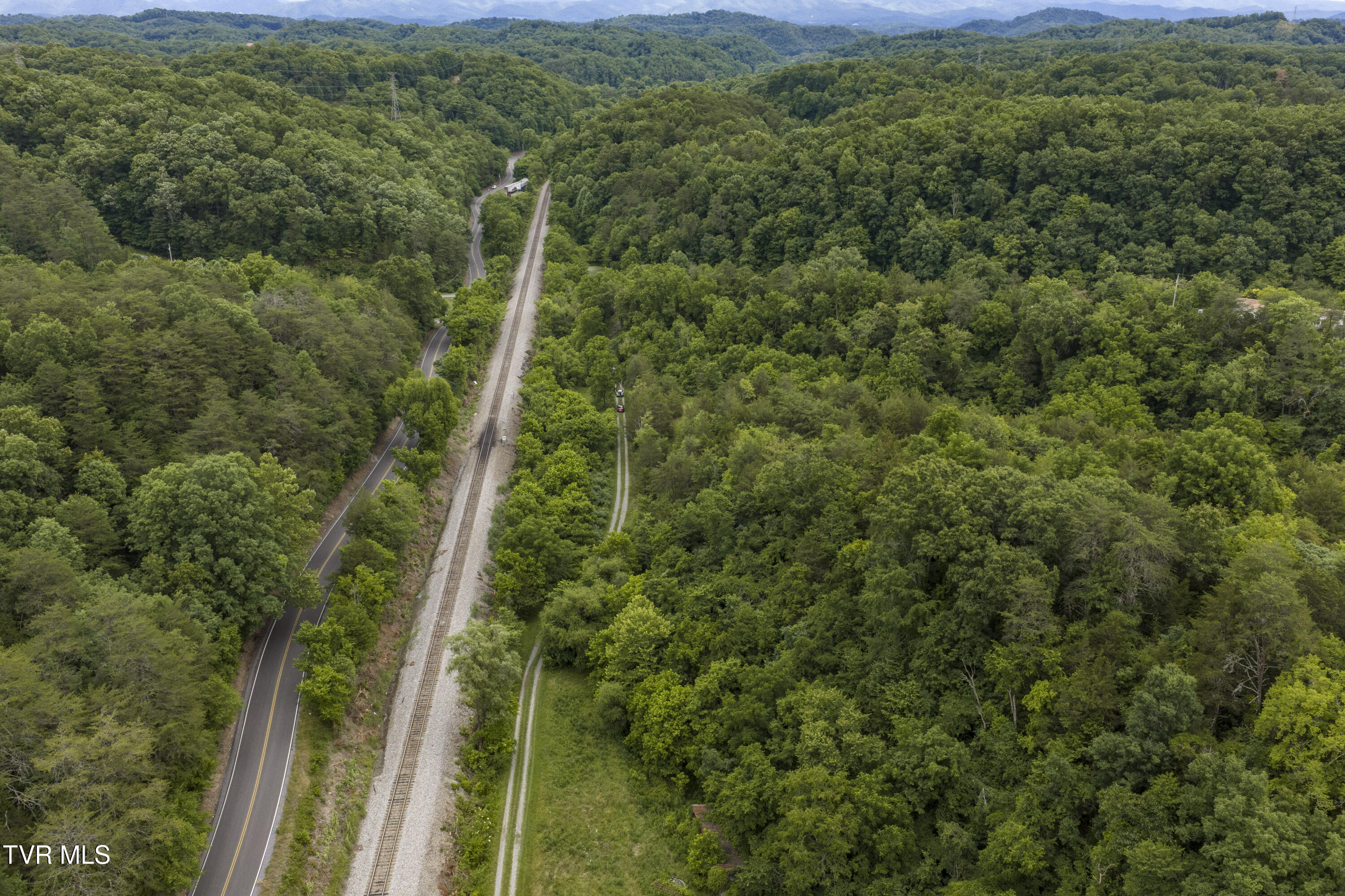 700 Piney Flats Road Piney Flats, TN 37686 - Photo 43 of 44 700-758PineyFlats-Aerials-10