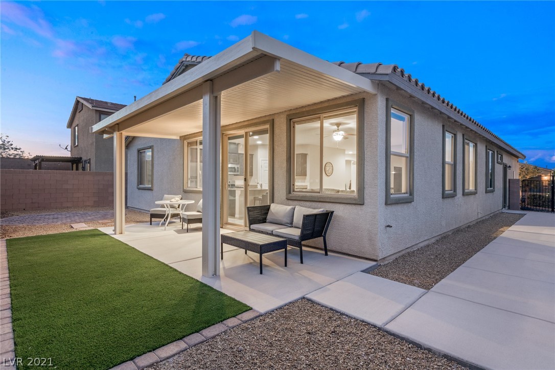 27 Arcturus Ridge Way Las Vegas, NV 89183 - Photo 5 of 31 Gallery Image 5