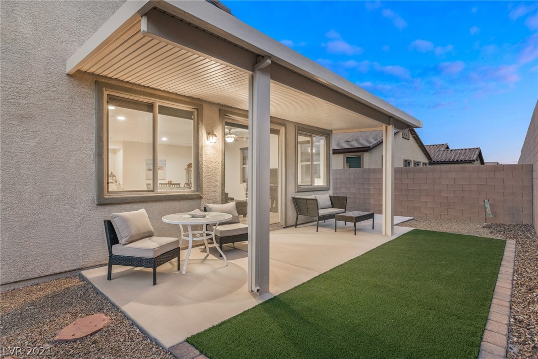 27 Arcturus Ridge Way Las Vegas, NV 89183 - Photo 7 of 31 Gallery Image 7