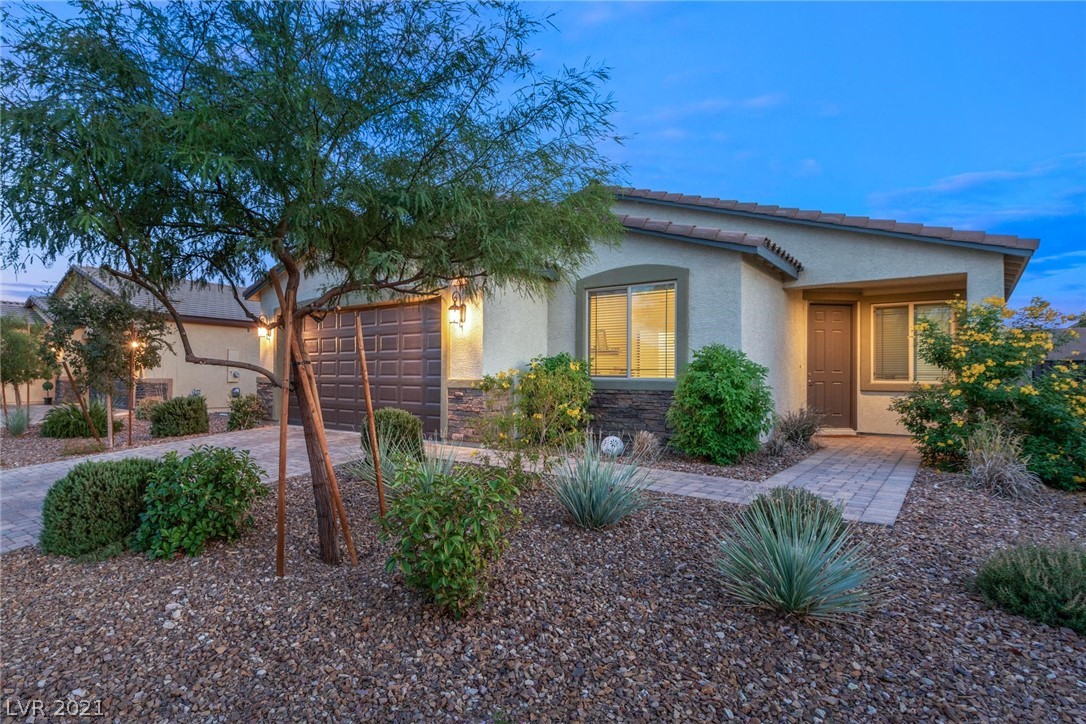 27 Arcturus Ridge Way Las Vegas, NV 89183 - Photo 10 of 31 Gallery Image 10