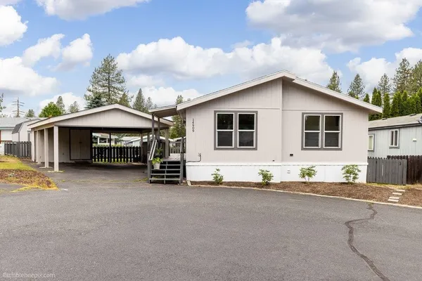 $215,000 | 14909 North South Richmond Court, Mead, WA 99021