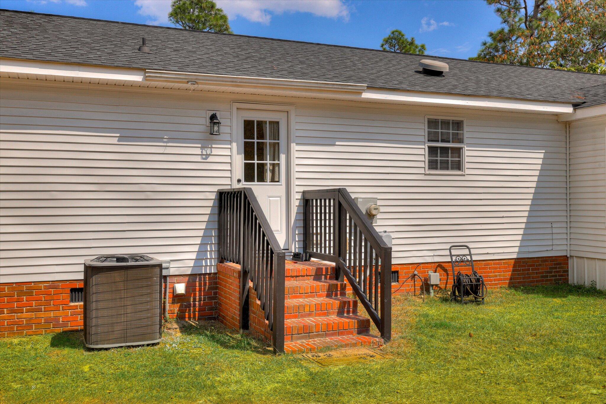 242 Snipes Pond Road Aiken, SC 29805 - Photo 9 of 43