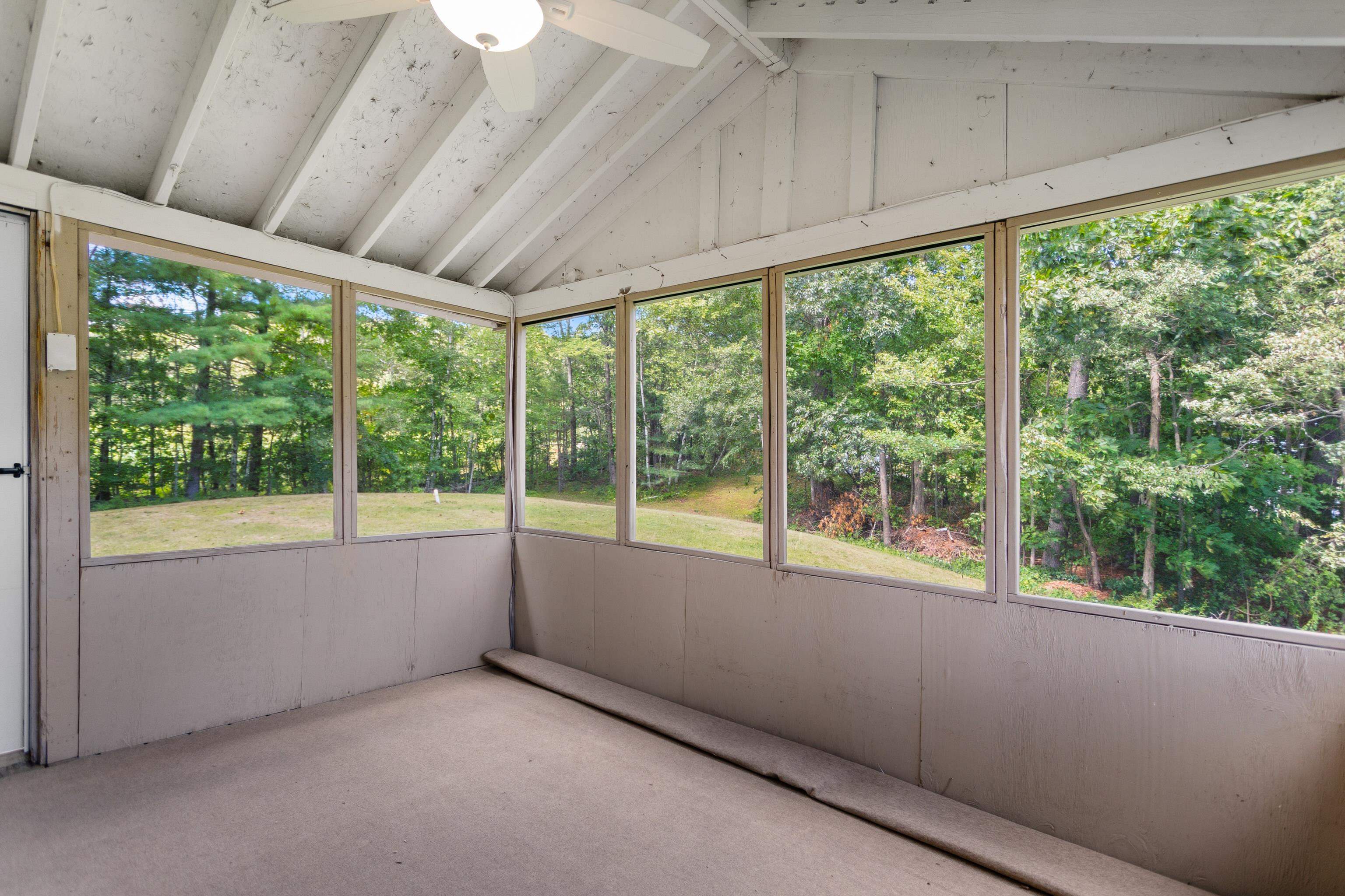 31 Juniper Road, Unit L & R Derry, NH 03038 - Photo 7 of 60 Gallery Image 7