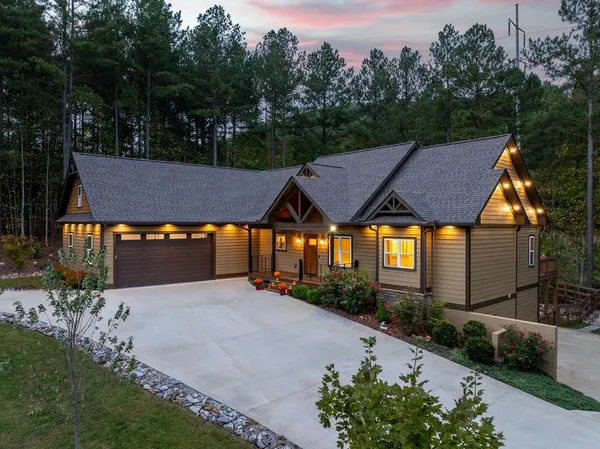 $914,000 | 1668 Deyton Drive, Blairsville, GA 30512