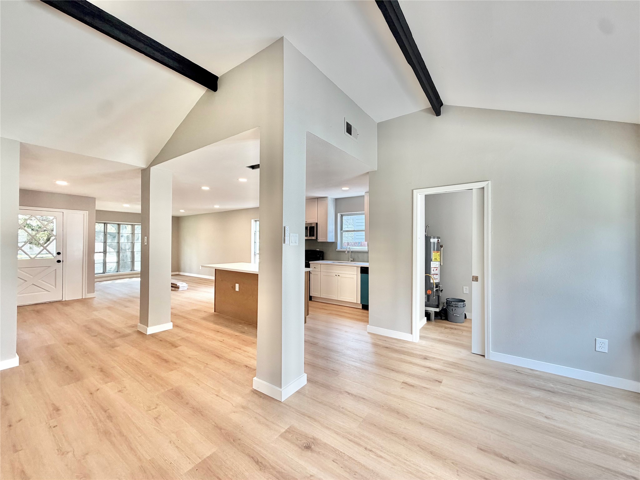 9010 Roos Road Houston, TX 77036 - Photo 16 of 42 Gallery Image 16