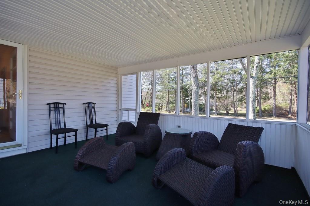 47 Fuller Road Briarcliff Manor, NY 10510 - Photo 11 of 34 Screened in Porch