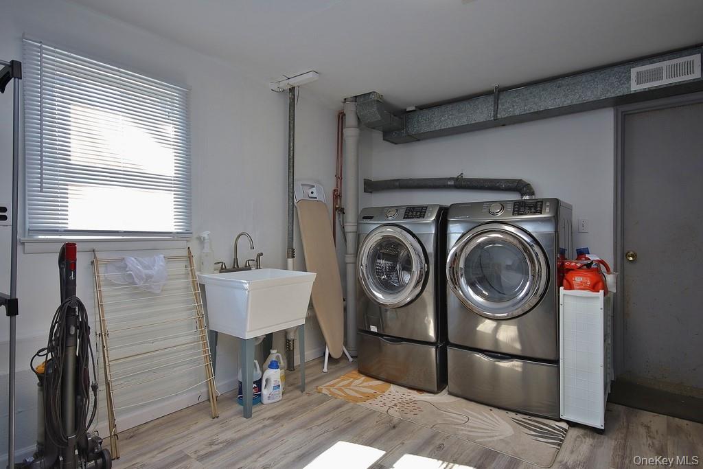 47 Fuller Road Briarcliff Manor, NY 10510 - Photo 29 of 34 Laundry on lower level