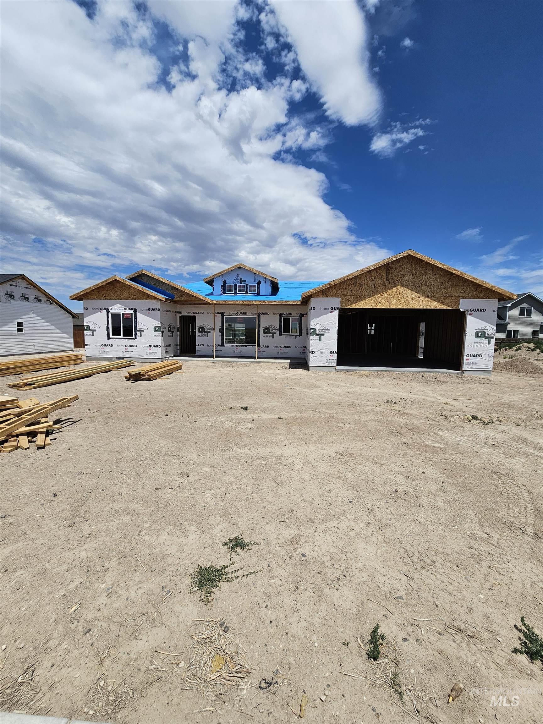 355 Locust Street Hazelton, ID 83335 - Photo 1 of 16