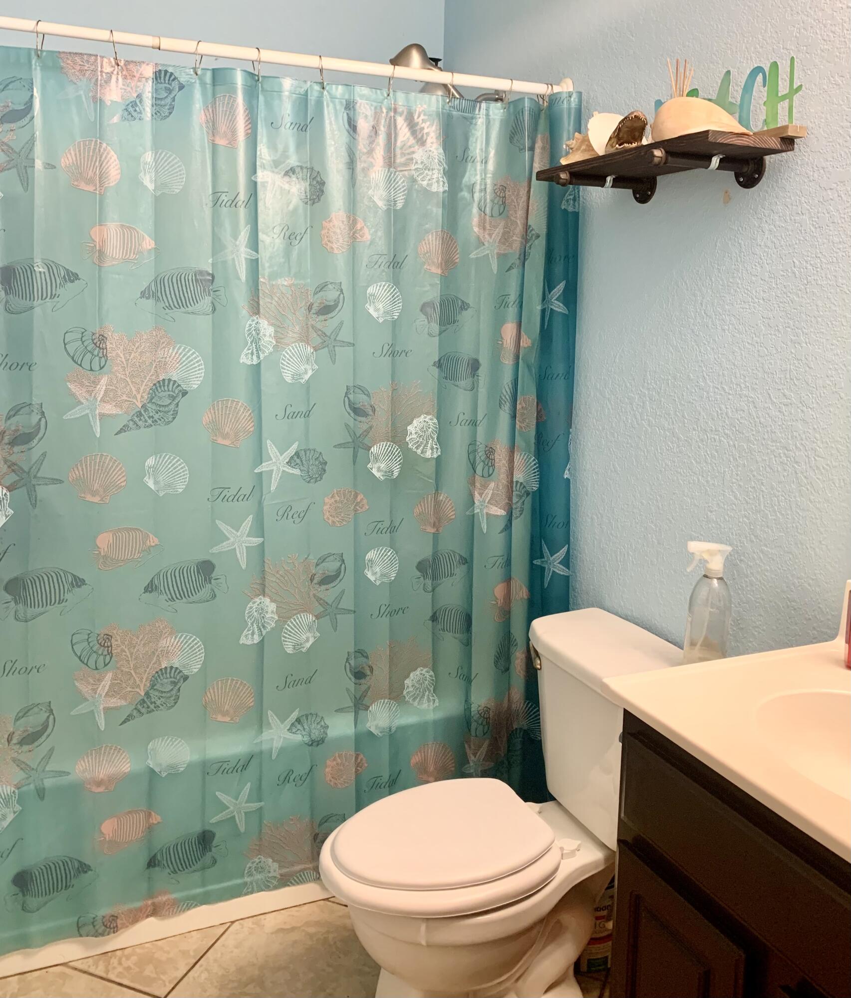 4681 Liberty Road Holt, FL 32564 - Photo 9 of 13 Gallery Image 9