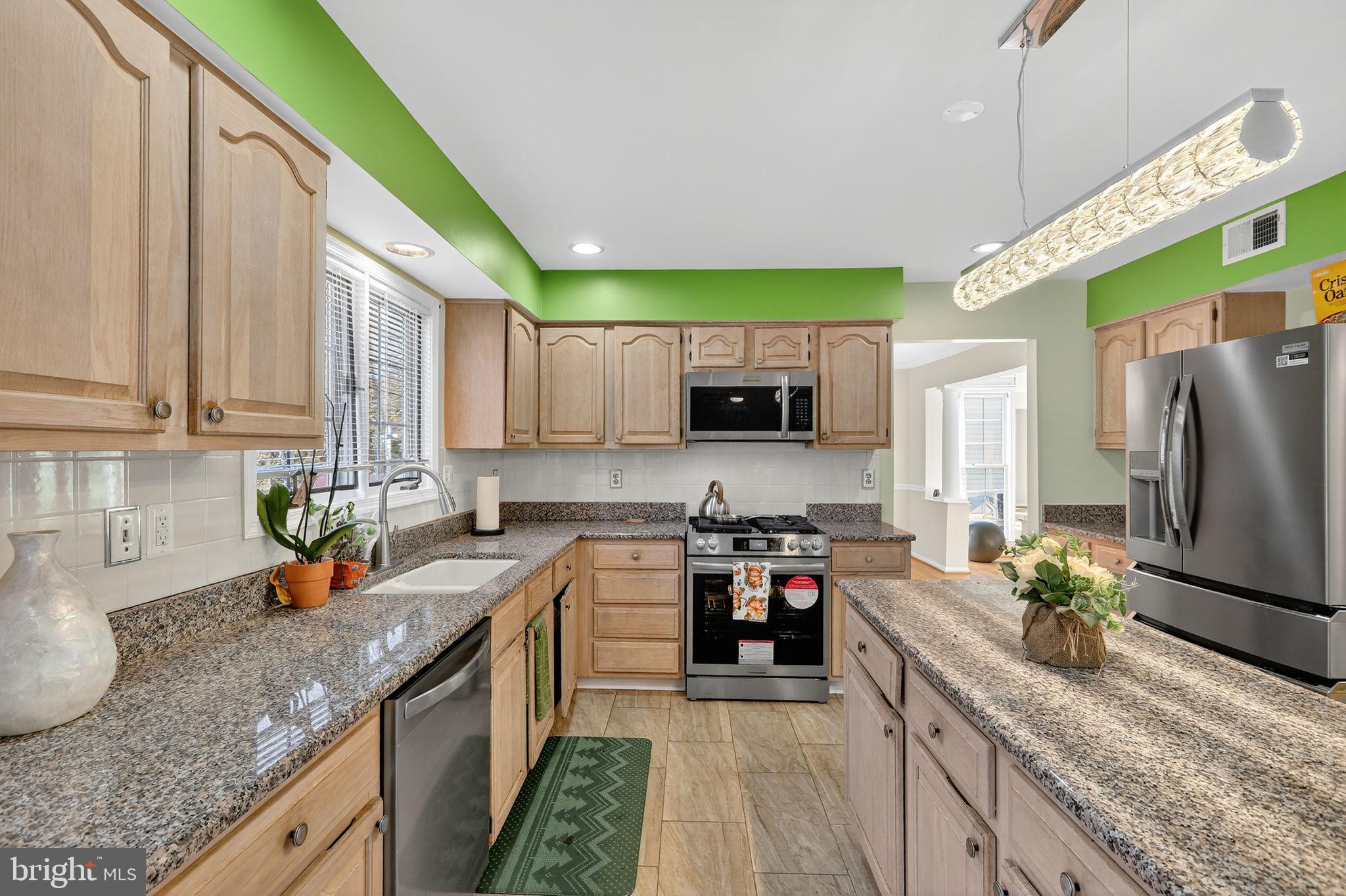 15212 Jennings Lane Bowie, MD 20721 - Photo 6 of 46