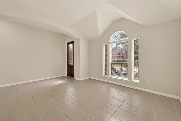 $2,750 | 17506 Waeback Drive, Richmond, TX 77407