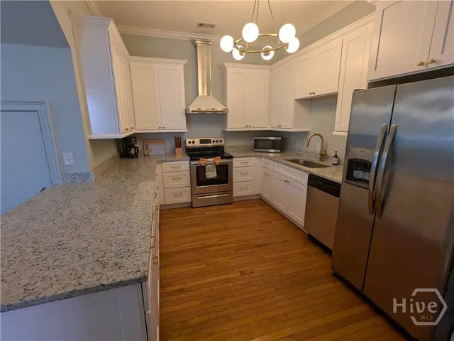 $2,700 | 305 East Duffy Street, Unit A, Savannah, GA 31401