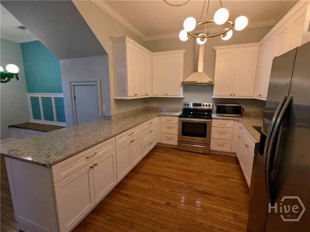 $2,700 | 305 East Duffy Street, Unit A, Savannah, GA 31401