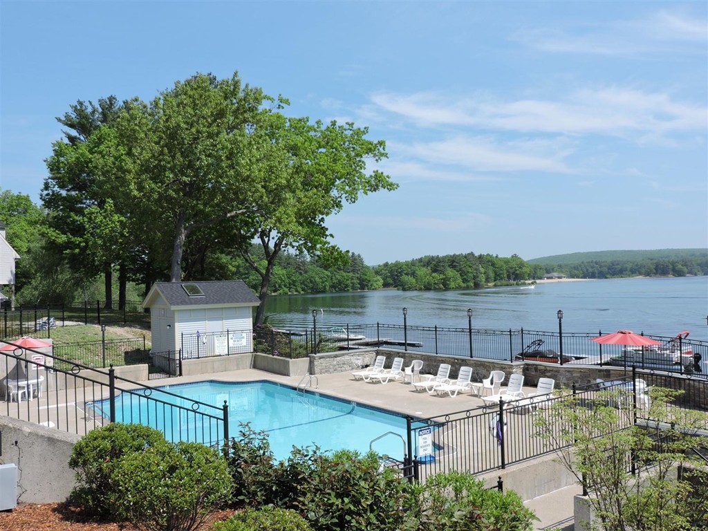 405 Beacon Park Road, Unit 405 Webster, MA 01570 - Photo 1 of 30 Gallery Image 1