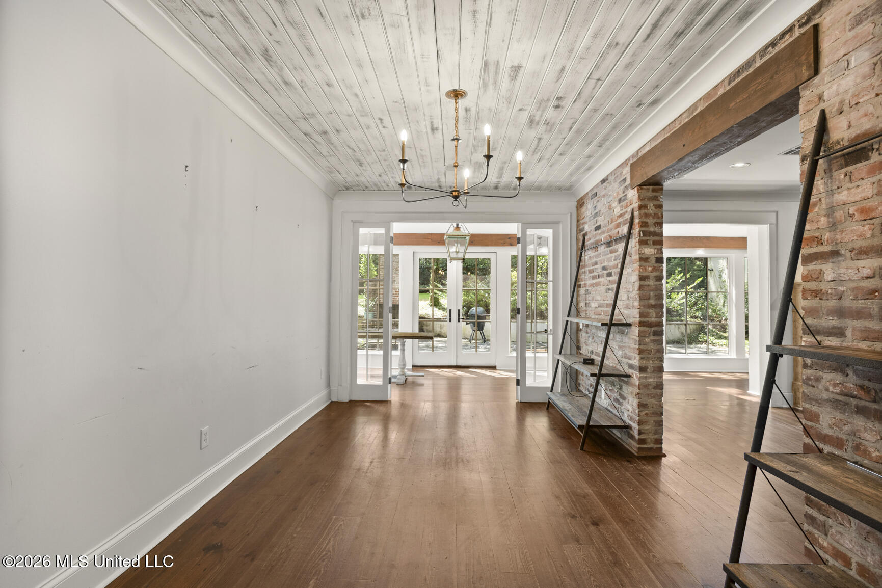 3838 Redbud Road Jackson, MS 39216 - Photo 15 of 32 3838 Redbud_jhookphotos-27