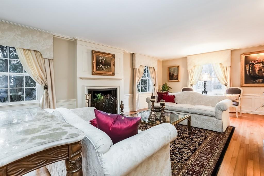 27 Wendover Road Longmeadow, MA 01106 - Photo 3 of 37 Gallery Image 3