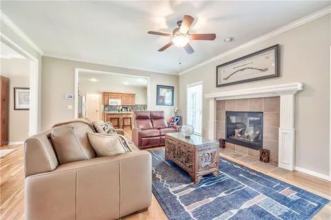 $575,000 | 6424 West 100th Terrace, Overland Park, KS 66212