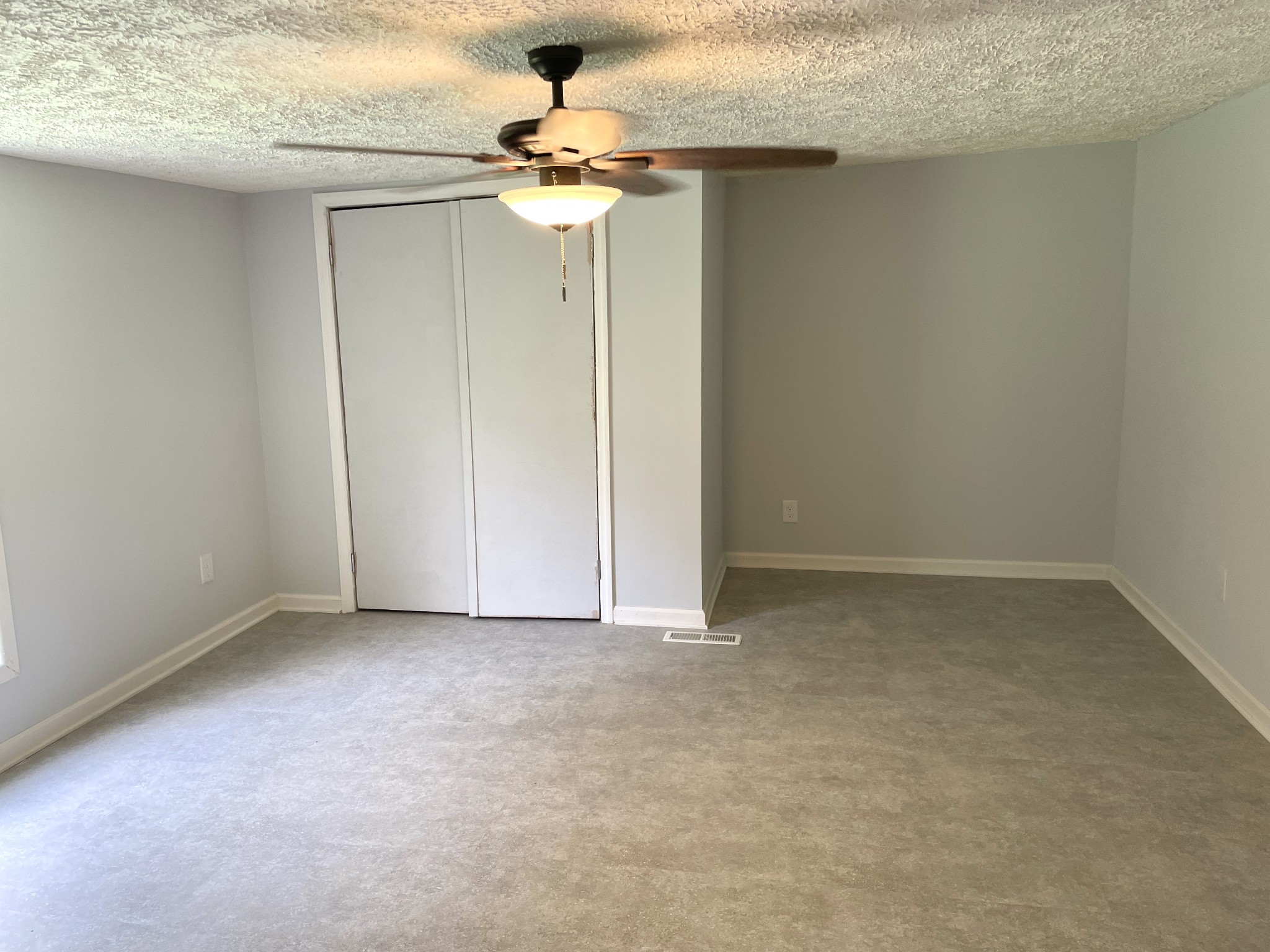 2973 New Bushy Branch Road Manchester, TN 37355 - Photo 14 of 14 a view of an empty room