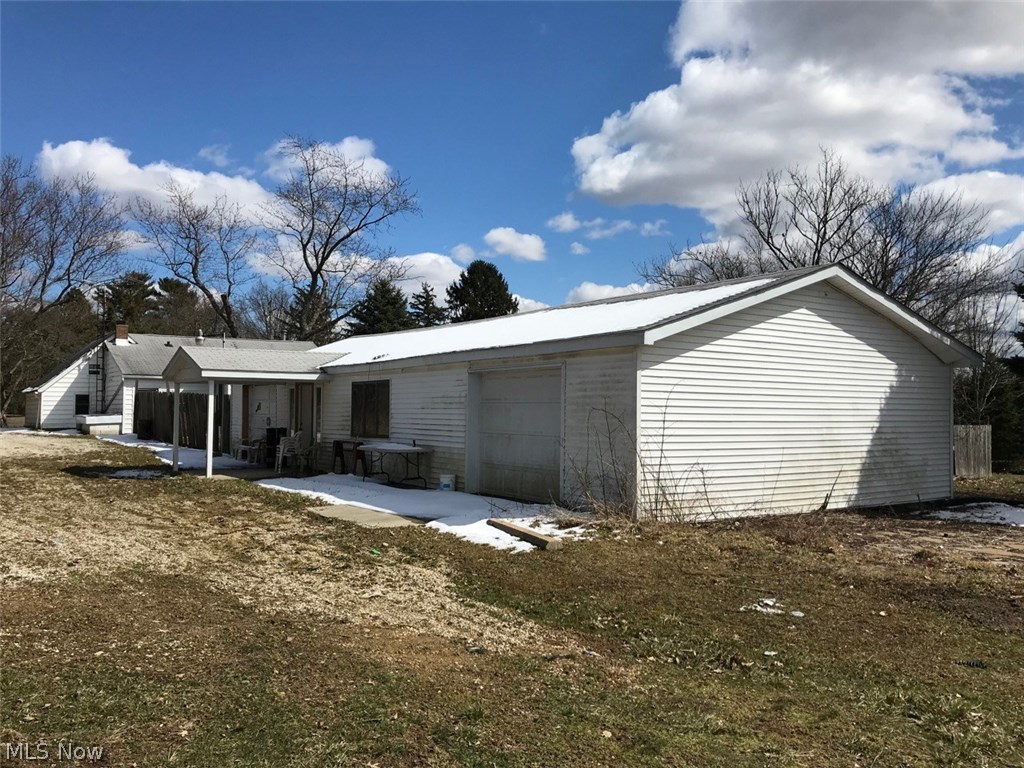 1992 Jacoby Road Akron, OH 44321 - Photo 3 of 12