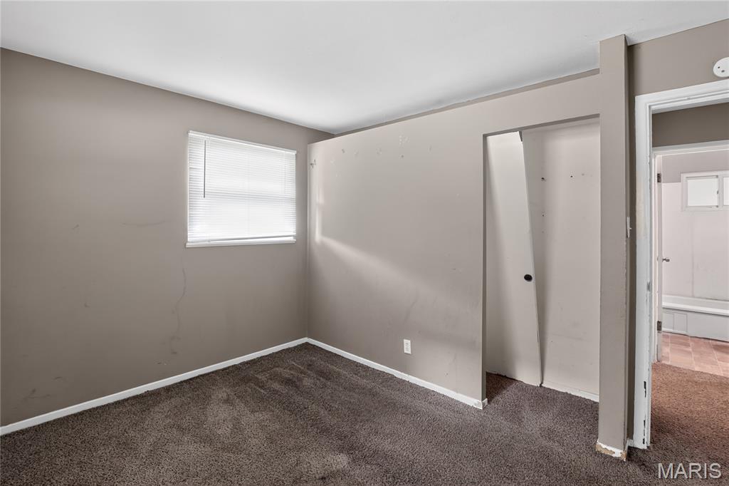 10829 Glen Garry Road St. Louis, MO 63137 - Photo 13 of 23