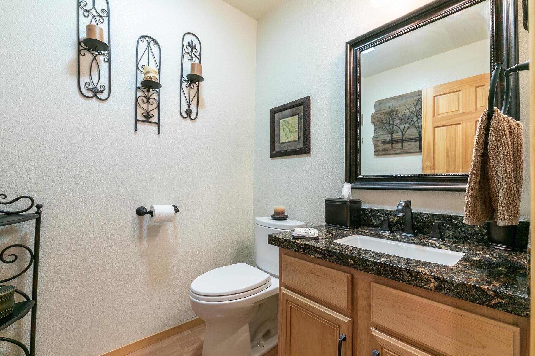12150 Bennett Flat Road Truckee, CA 96161 - Photo 15 of 21 Located in loft outside Primary Suite