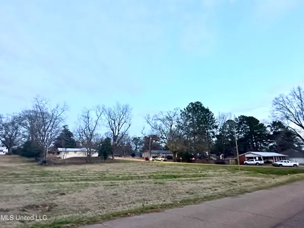 $37,500 | 0 Southwest 4th Avenue, Magee, MS 39111