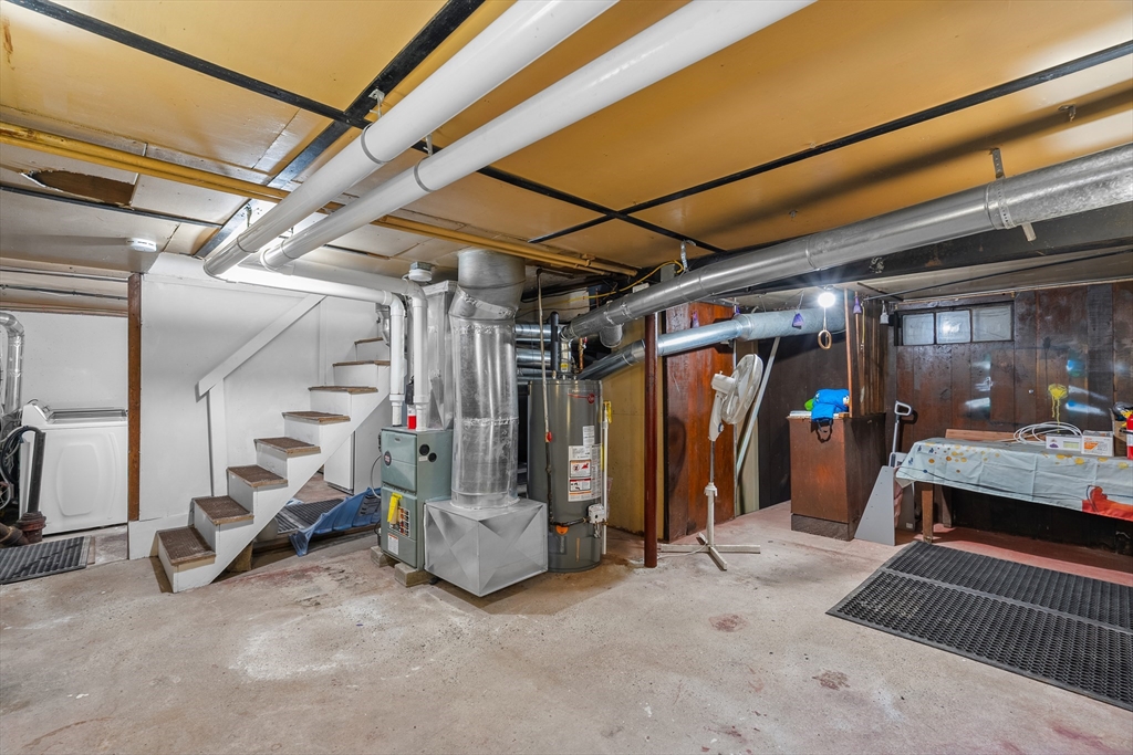 567 Poplar Street Boston, MA 02131 - Photo 33 of 42