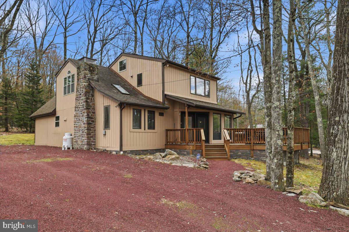 15 Hazard Run Road Lake Harmony, PA 18624 - Photo 2 of 46