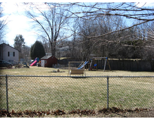 11 Oakland Road Lawrence, MA 01843 - Photo 2 of 16 Gallery Image 2