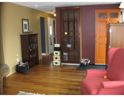 11 Oakland Road Lawrence, MA 01843 - Photo 7 of 16 Gallery Image 7