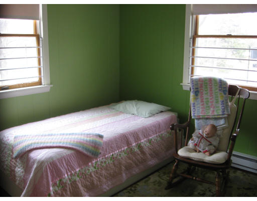 11 Oakland Road Lawrence, MA 01843 - Photo 8 of 16 Gallery Image 8